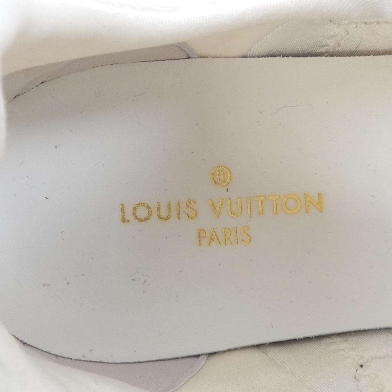 ルイヴィトン LOUIS VUITTON スニーカー