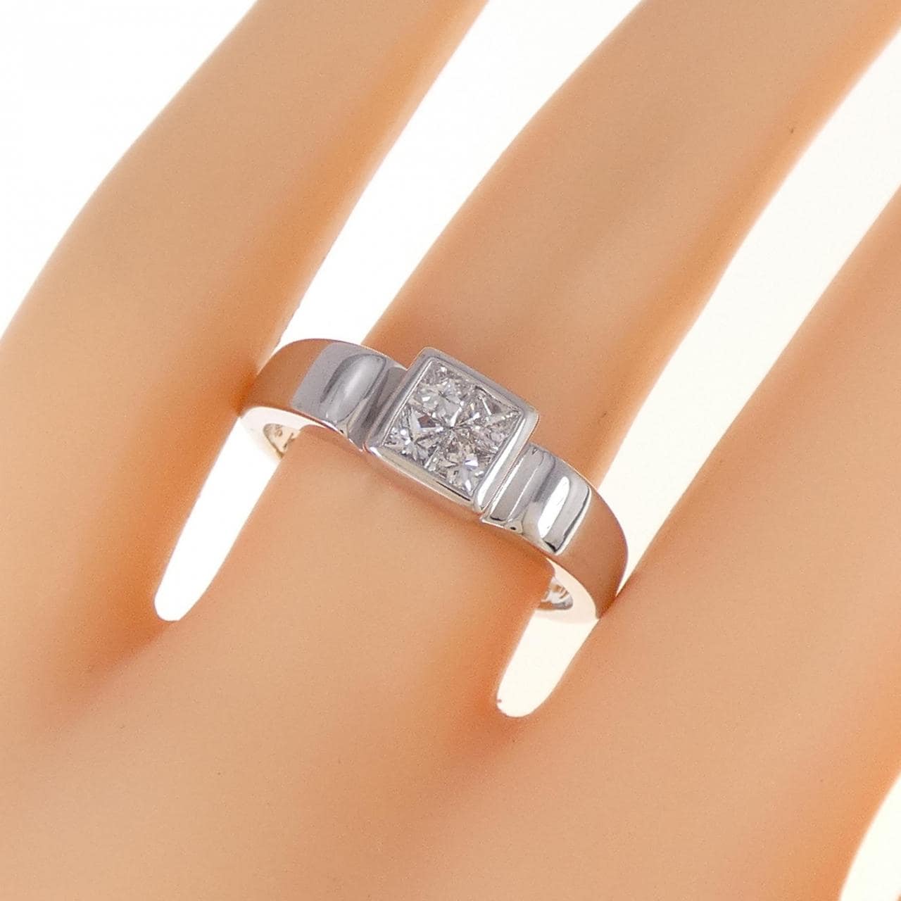 K18WG ダイヤモンド リング 0.40CT