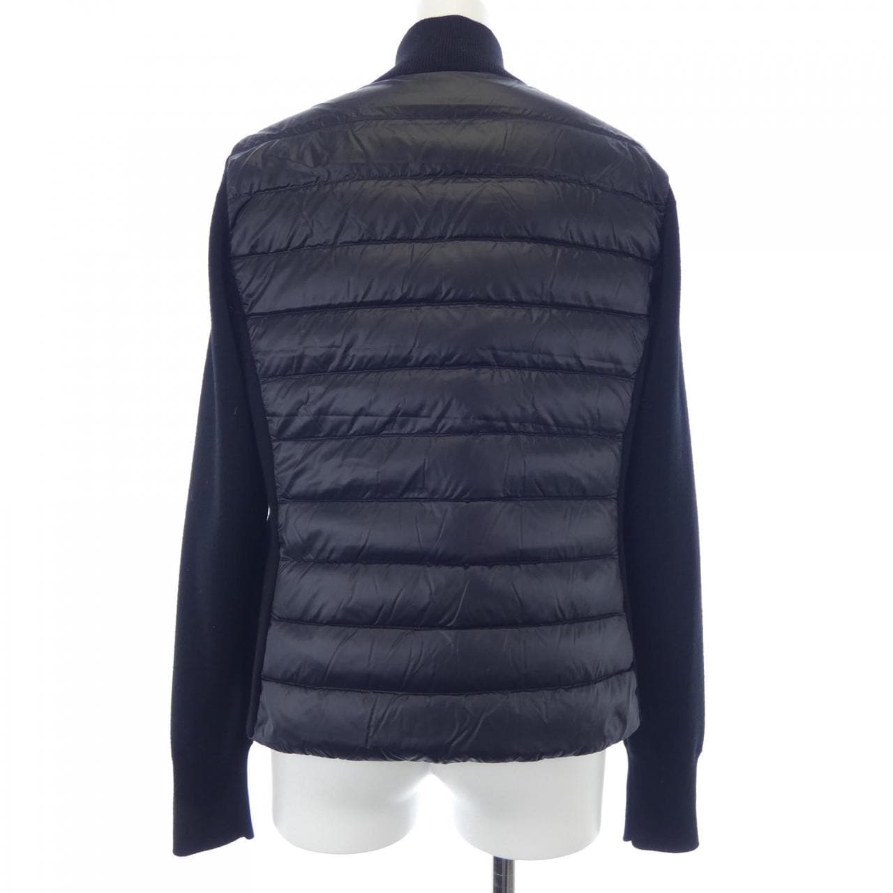 モンクレール MONCLER 10939B00018 ダウンジャケット