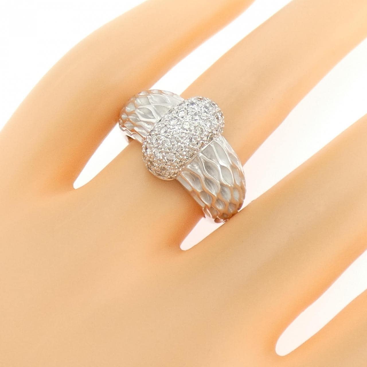 K18WG ダイヤモンド リング 0.76CT