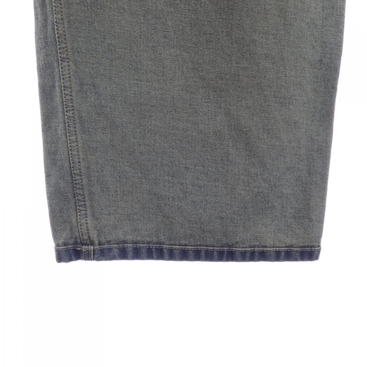 バレンシアガ BALENCIAGA 773758 TDW15 UNISEX ジーンズ