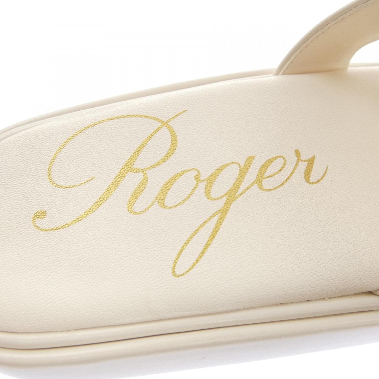 ロジェヴィヴィエ ROGER VIVIER サンダル