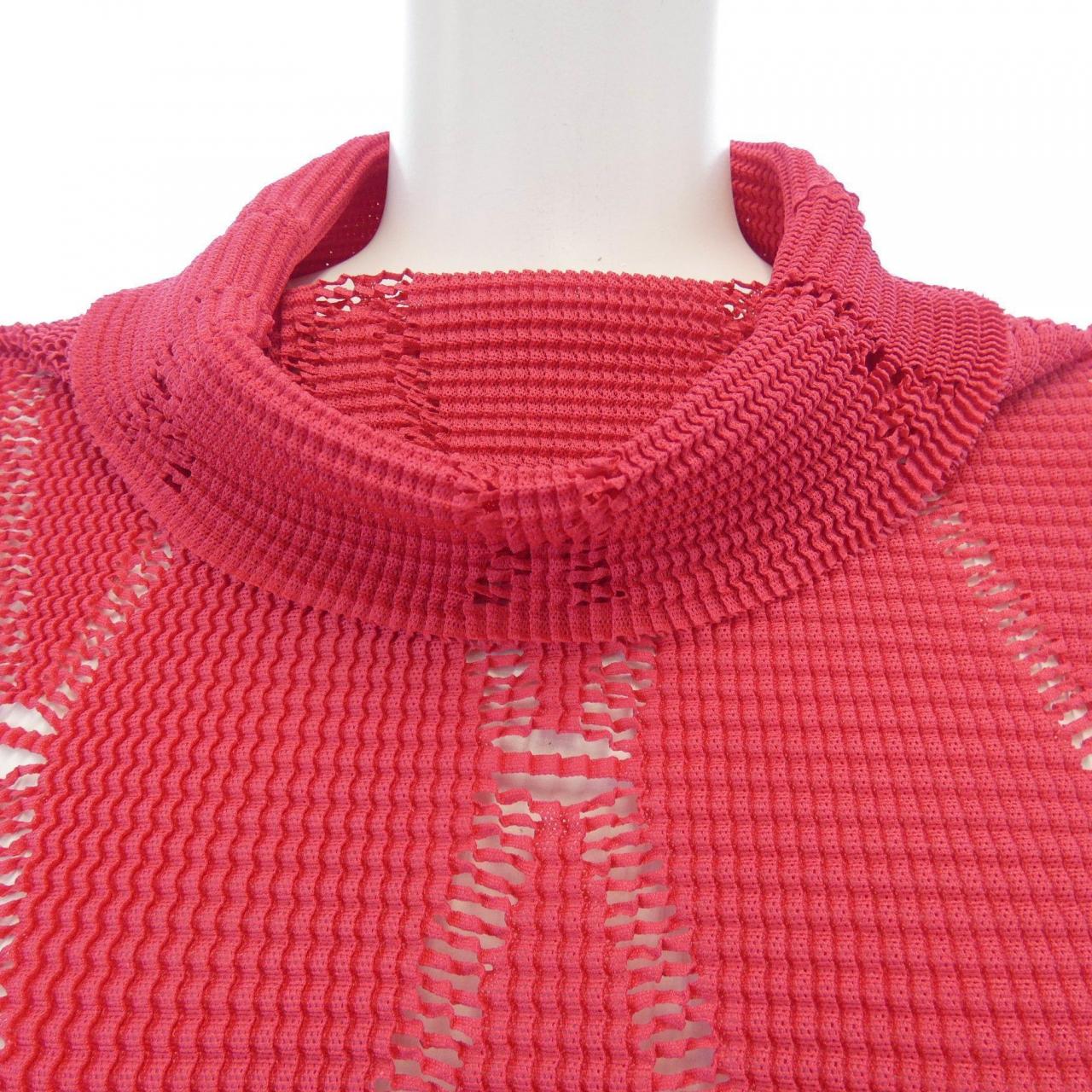ミーイッセイミヤケ me ISSEY MIYAKE トップス