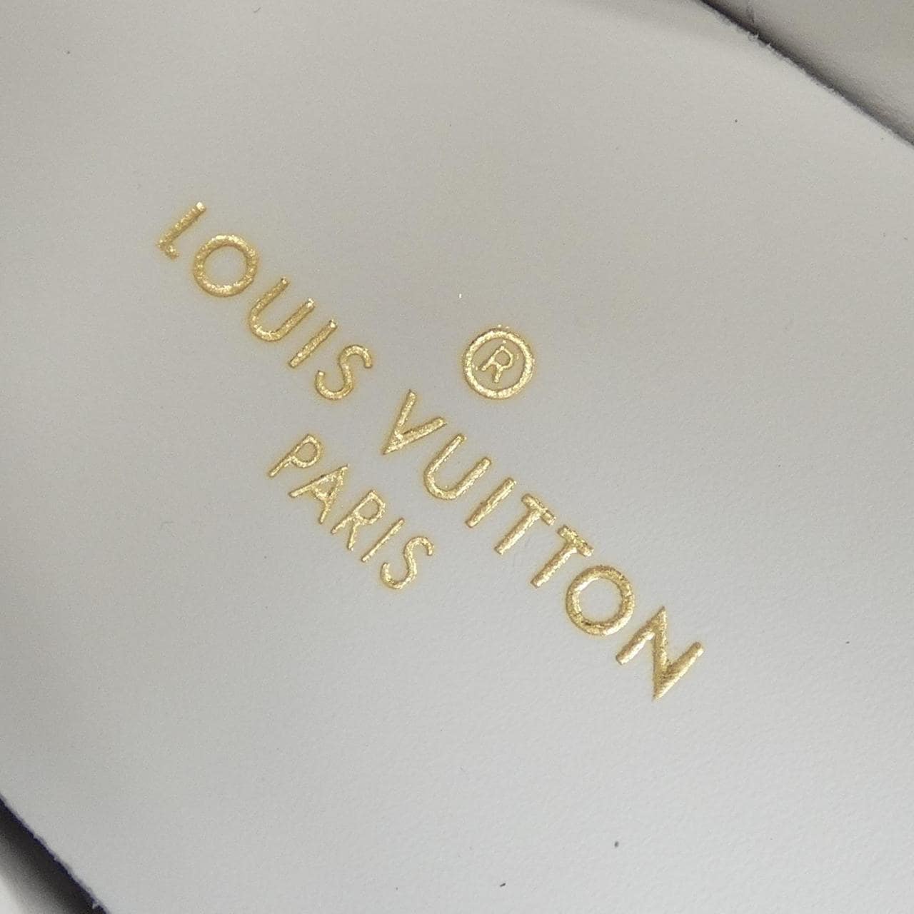 ルイヴィトン LOUIS VUITTON タイムアウトライン スニーカー