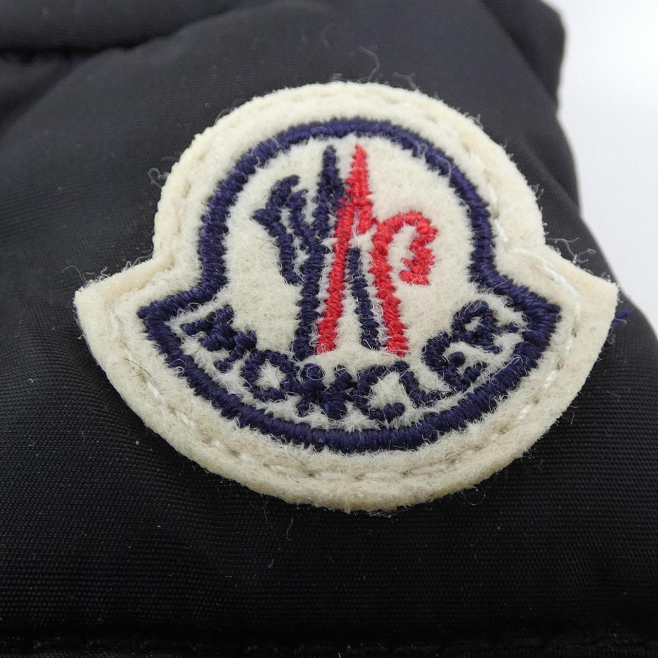 モンクレール MONCLER 209A6F 00002 KEY HOLDER