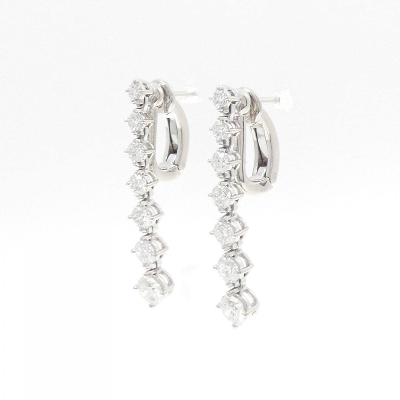 タサキ ダイヤモンド ピアス 0.54CT