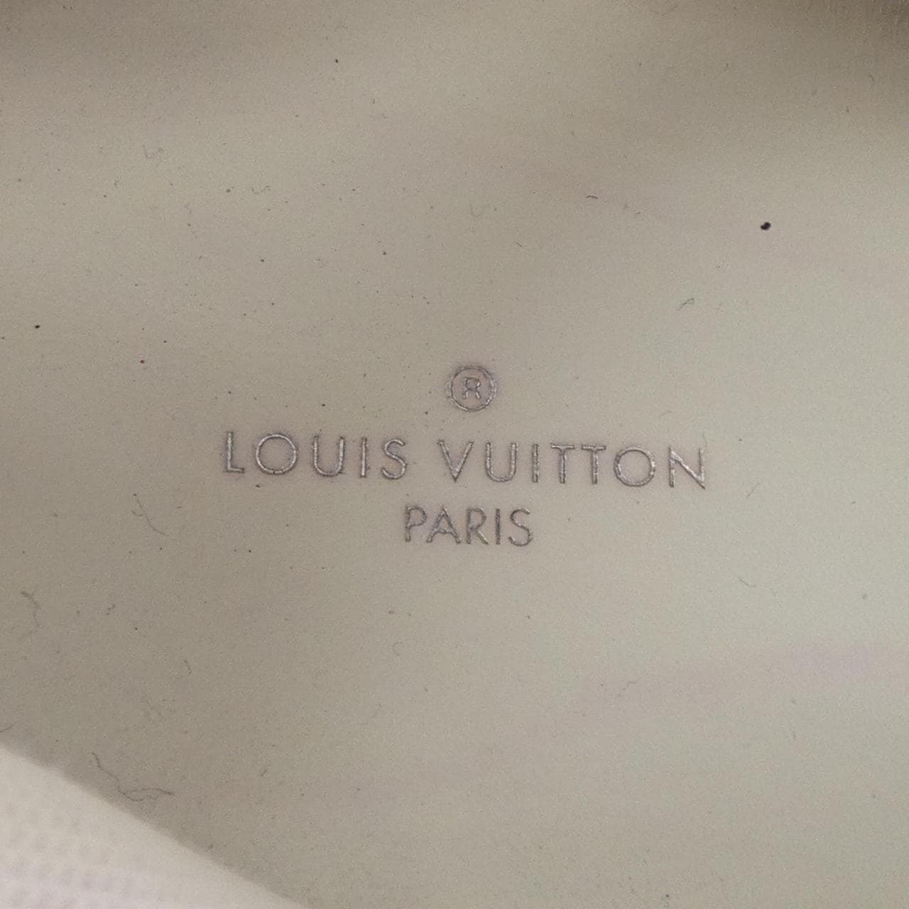 ルイヴィトン LOUIS VUITTON LVアークライトライン 1A8F スニーカー