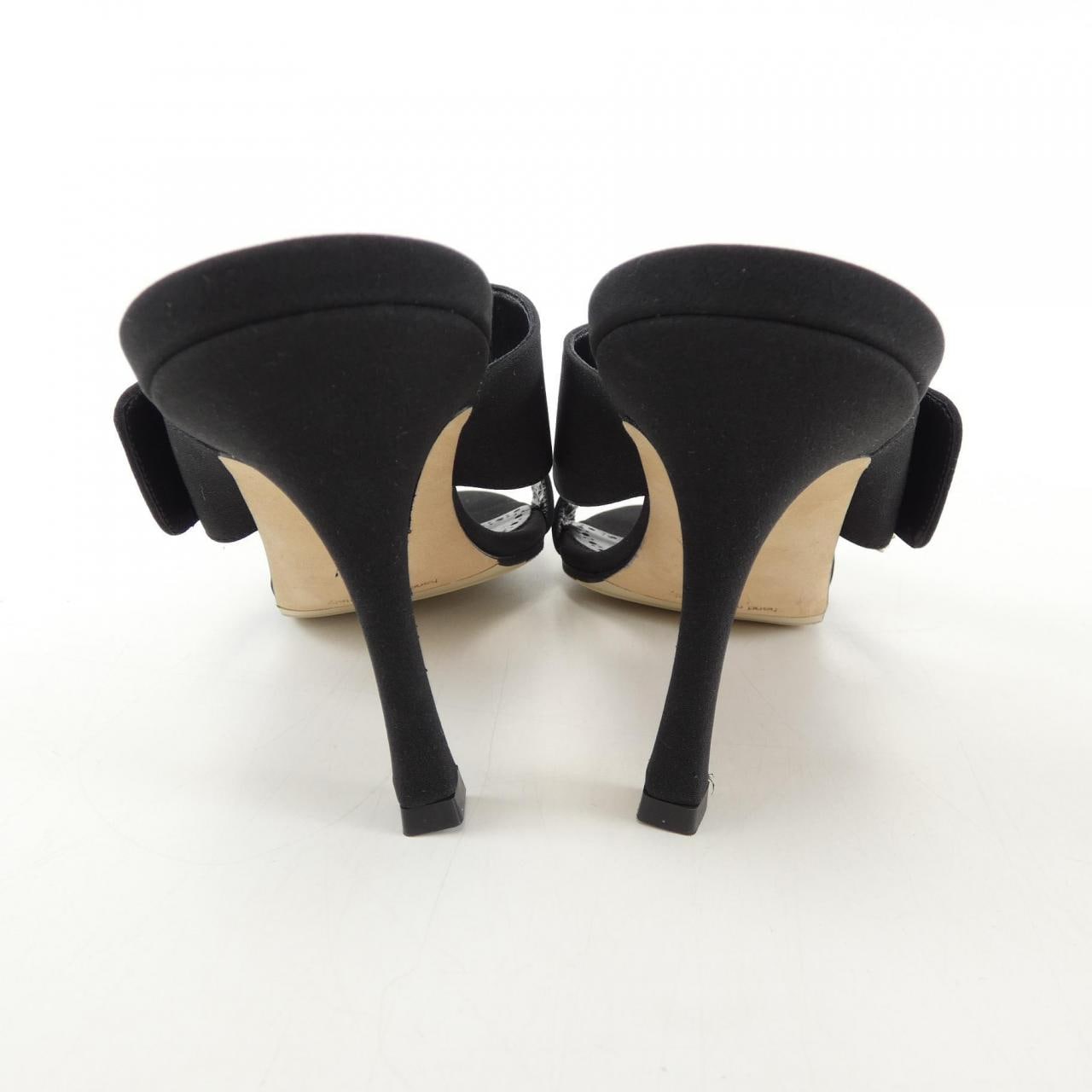 マノロブラニク MANOLO BLAHNIK サンダル