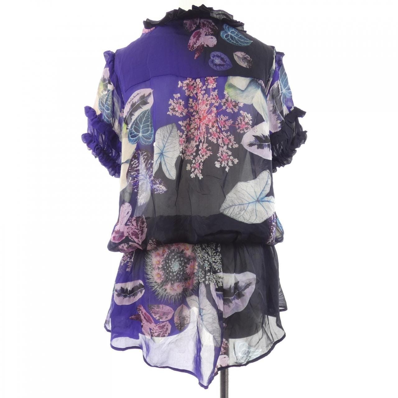 ロベルトカヴァリ ROBERTO CAVALLI OTT130 トップス