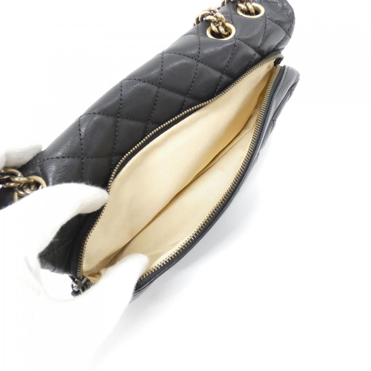 シャネル CCクラウン ライン 67488 ショルダーバッグ