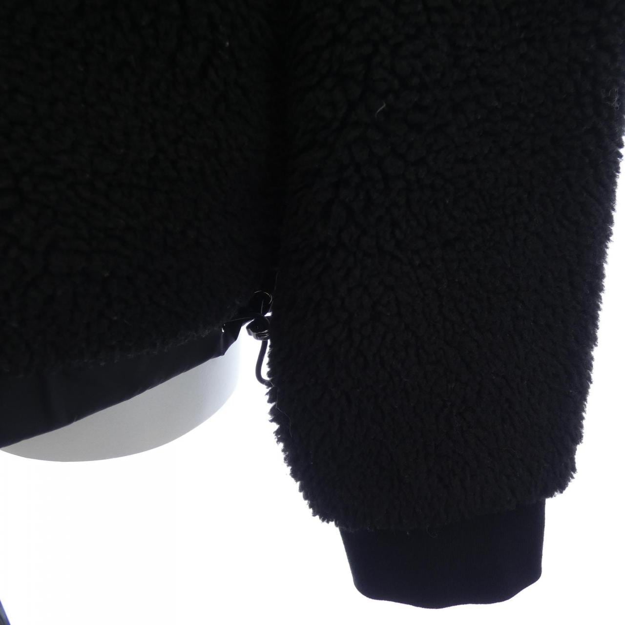 モンクレール MONCLER F20938G73400 V8145 パーカー