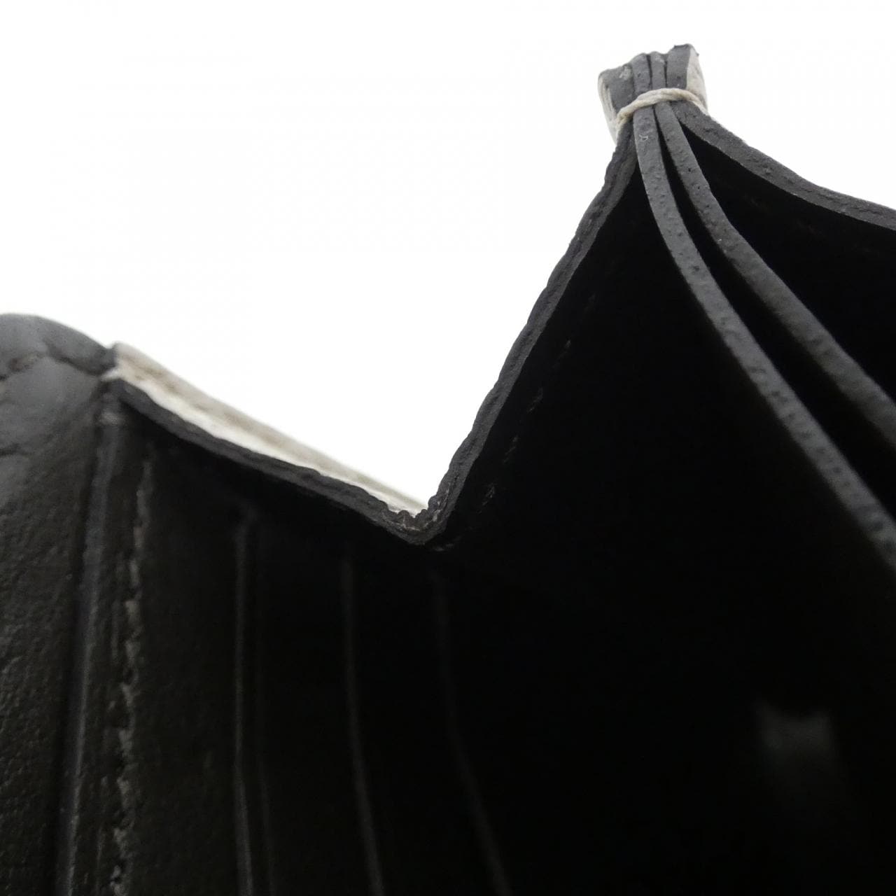 ルイヴィトン トリヨン ポルトフォイユ コメット M63104 財布