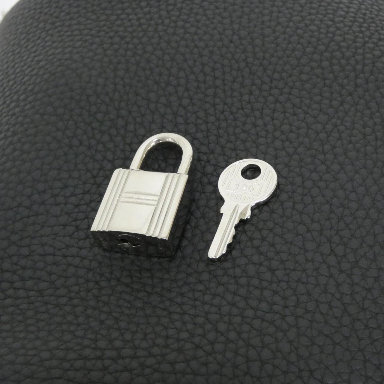 エルメス ピコタン ロック MM 060991CK バッグ