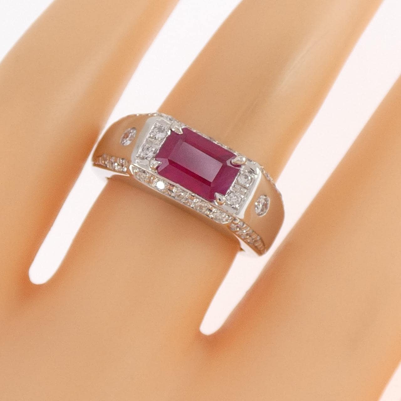 PT900 ルビー リング 1.03CT