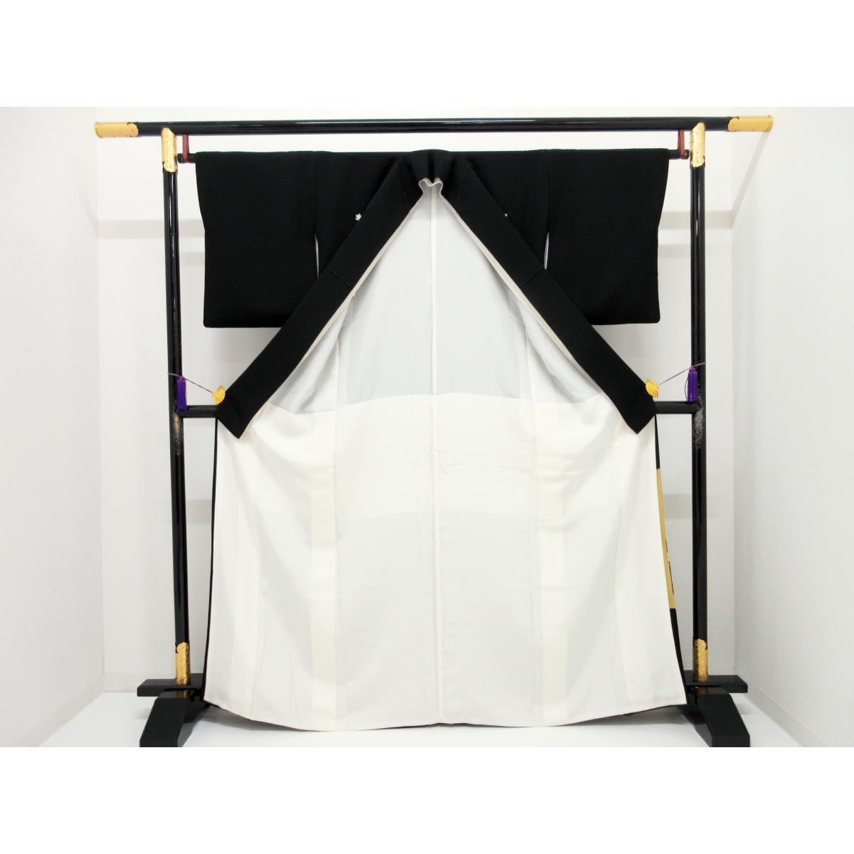 留袖　友禅金彩加工　刺繍入り　橘