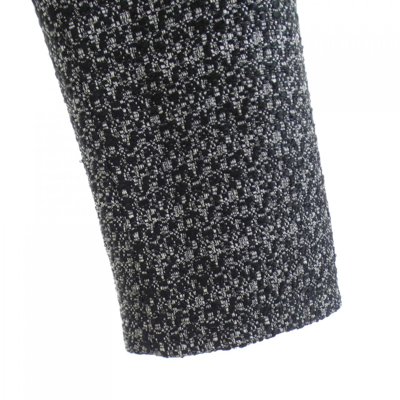 バーニーズニューヨーク BARNEYS NEW YORK ノーカラージャケット