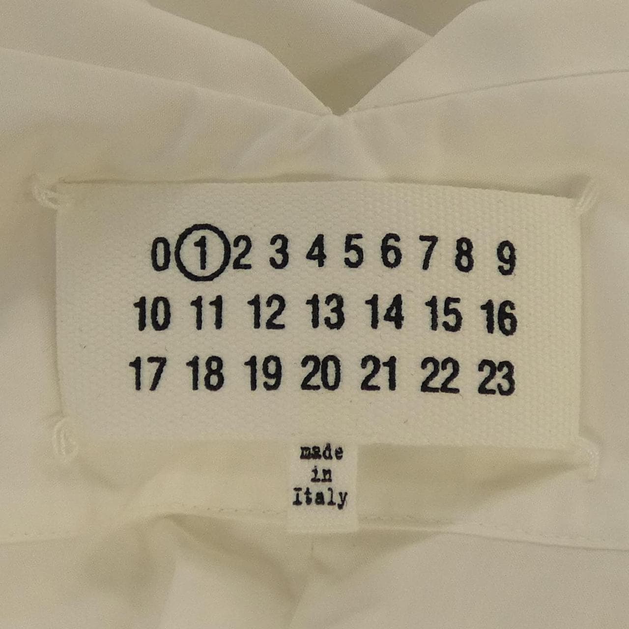 メゾンマルジェラ Maison Margiela S31NC0452 S43677 トップス