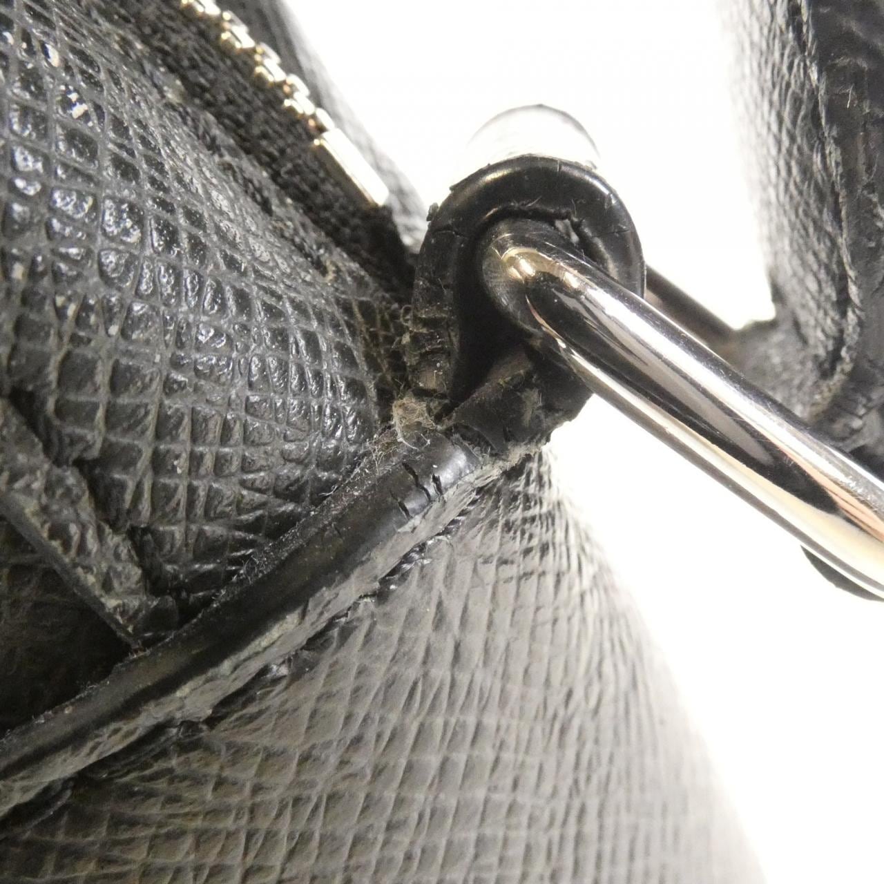 ルイヴィトン タイガ アントン メッセンジャー PM M34408 ショルダーバッグ