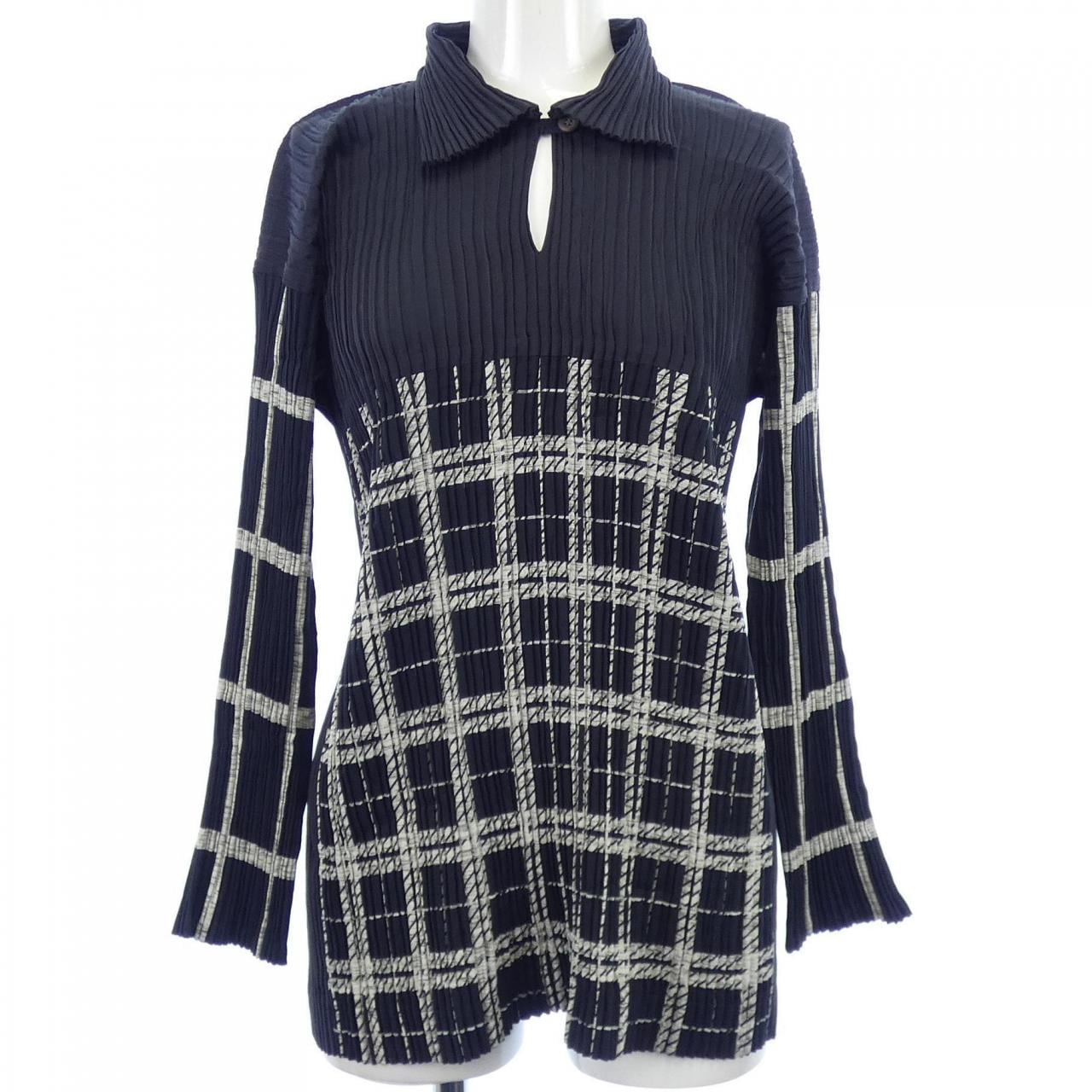 イッセイミヤケ ISSEY MIYAKE IM53-FJ961 トップス
