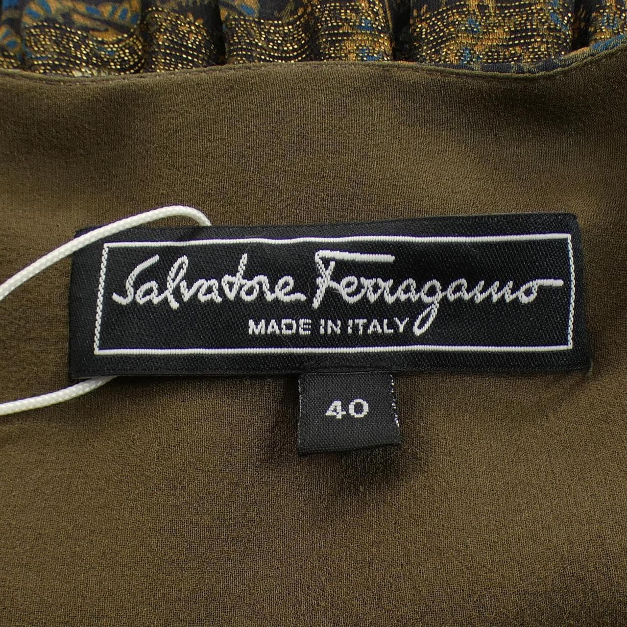 サルヴァトーレフェラガモ SALVATORE FERRAGAMO スカート
