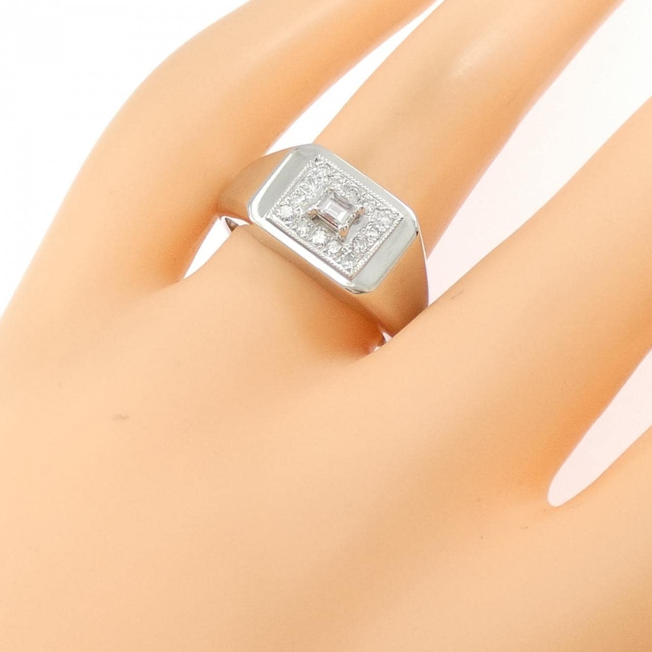 PT900 ダイヤモンド リング 0.14CT