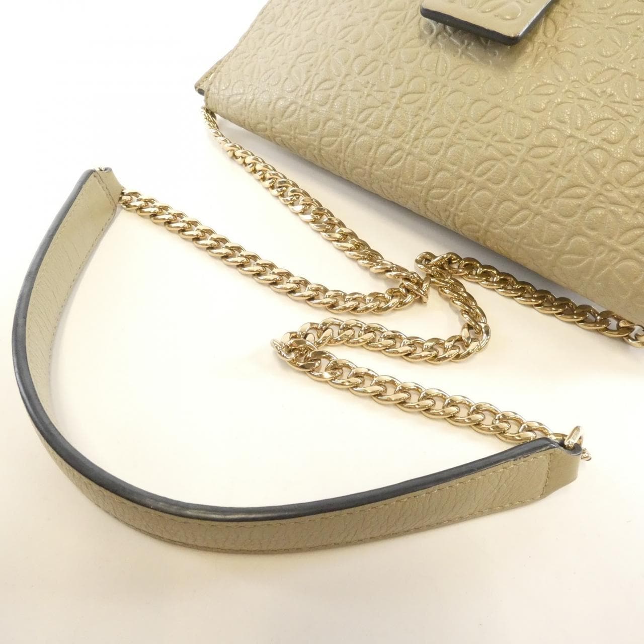 ROEVENUE 310 89 N49肩背包