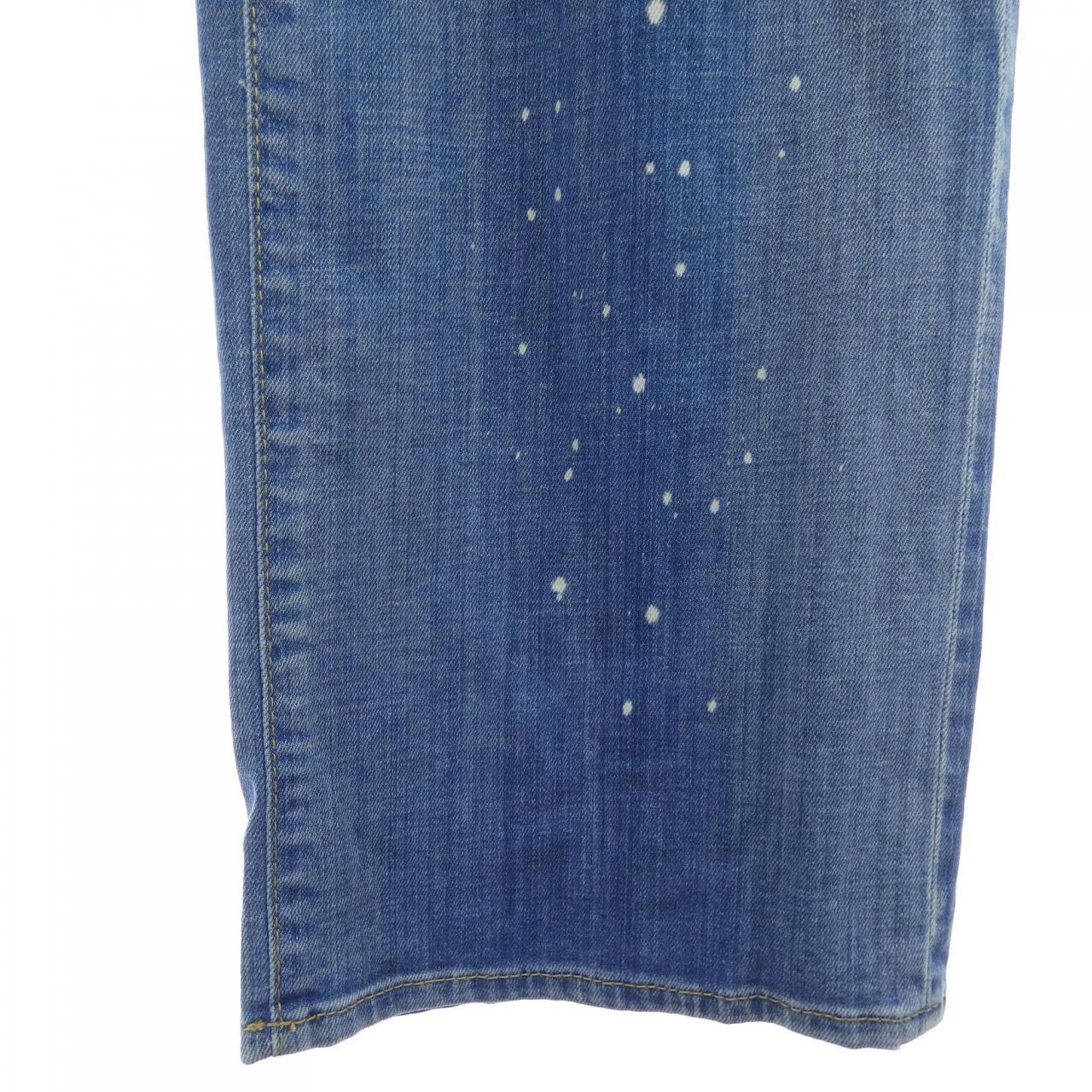 ディースクエアード DSQUARED2 S74LB1253 ジーンズ