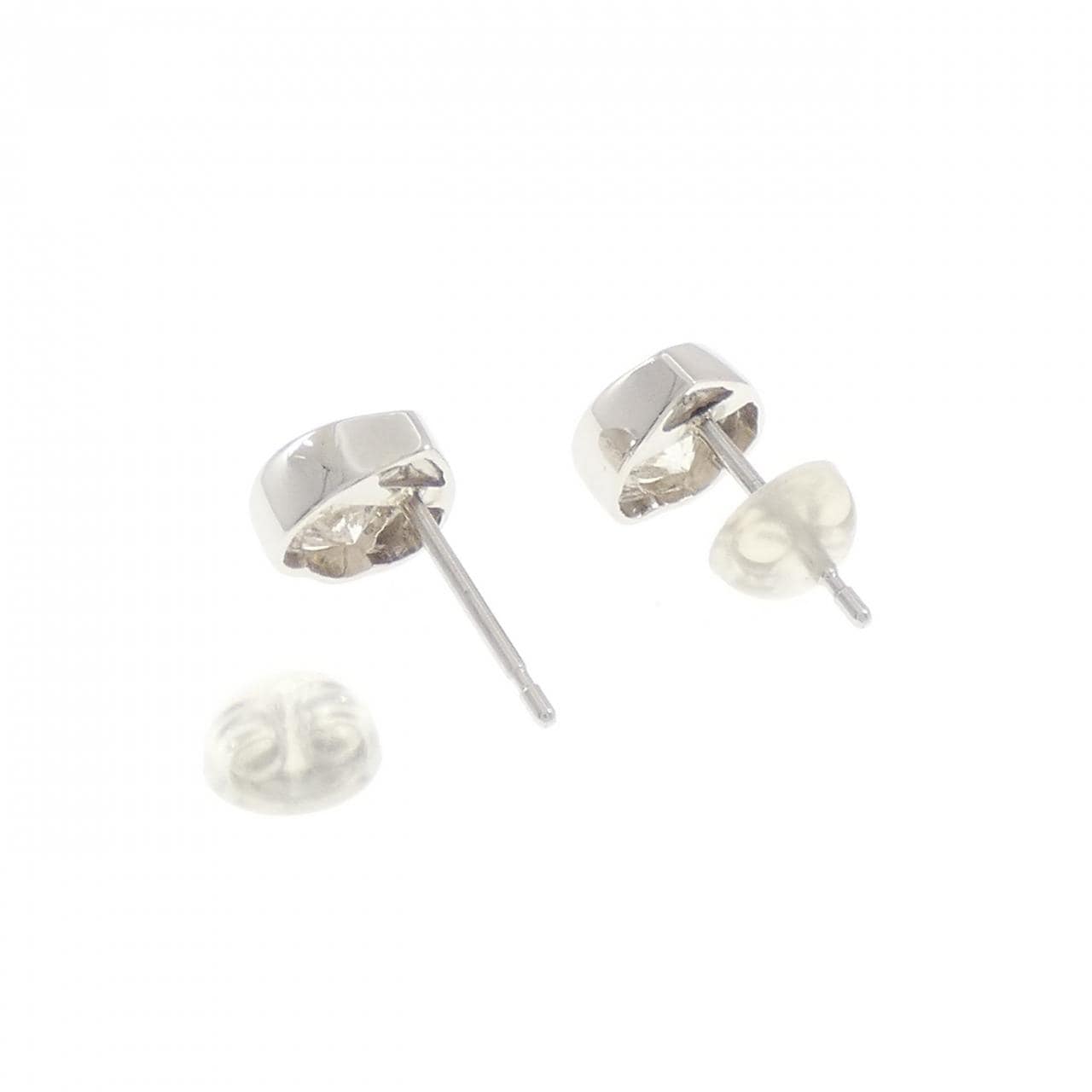 PT900 ダイヤモンド ピアス 0.72CT