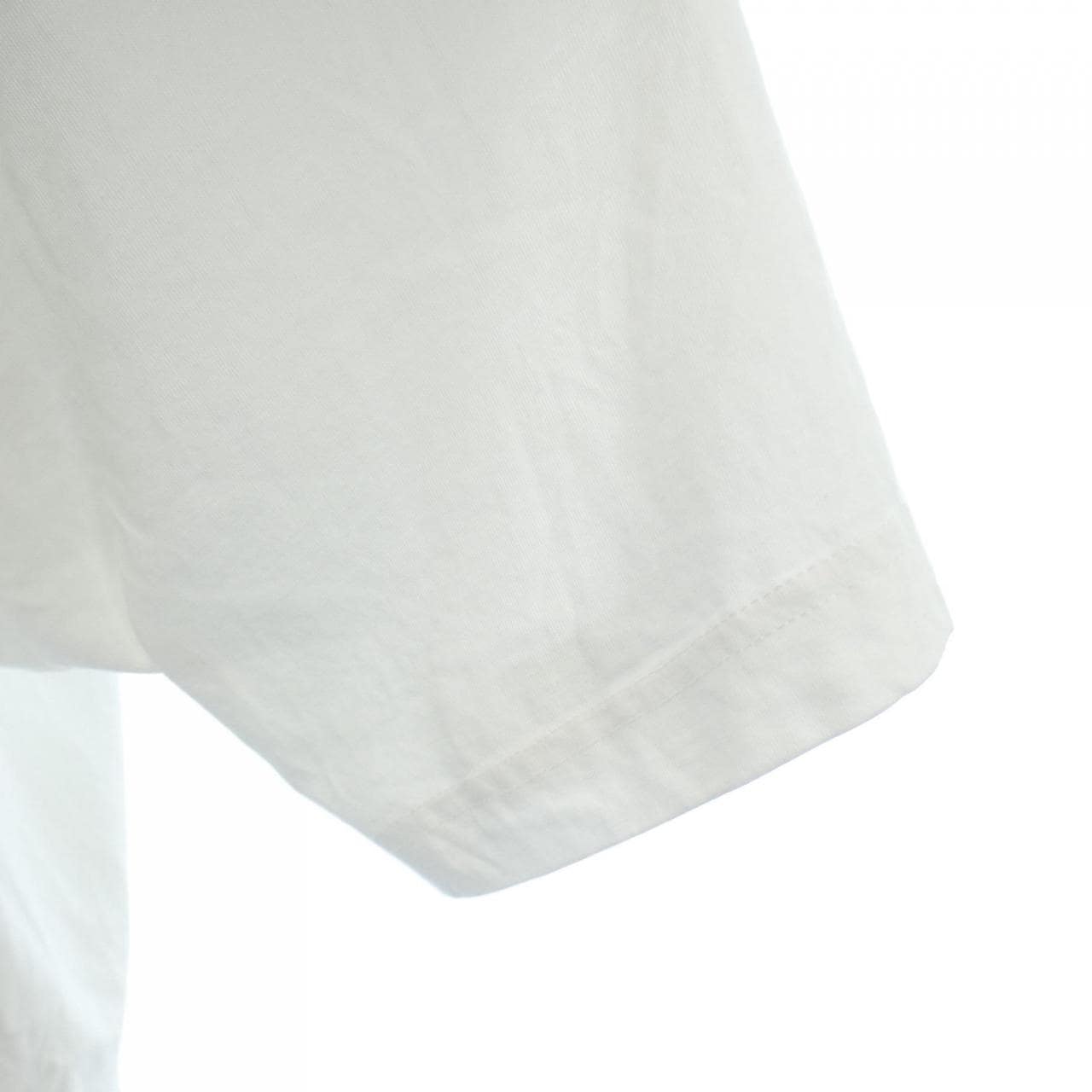 ディーゼル DIESEL Tシャツ