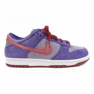 ナイキ NIKE スニーカー