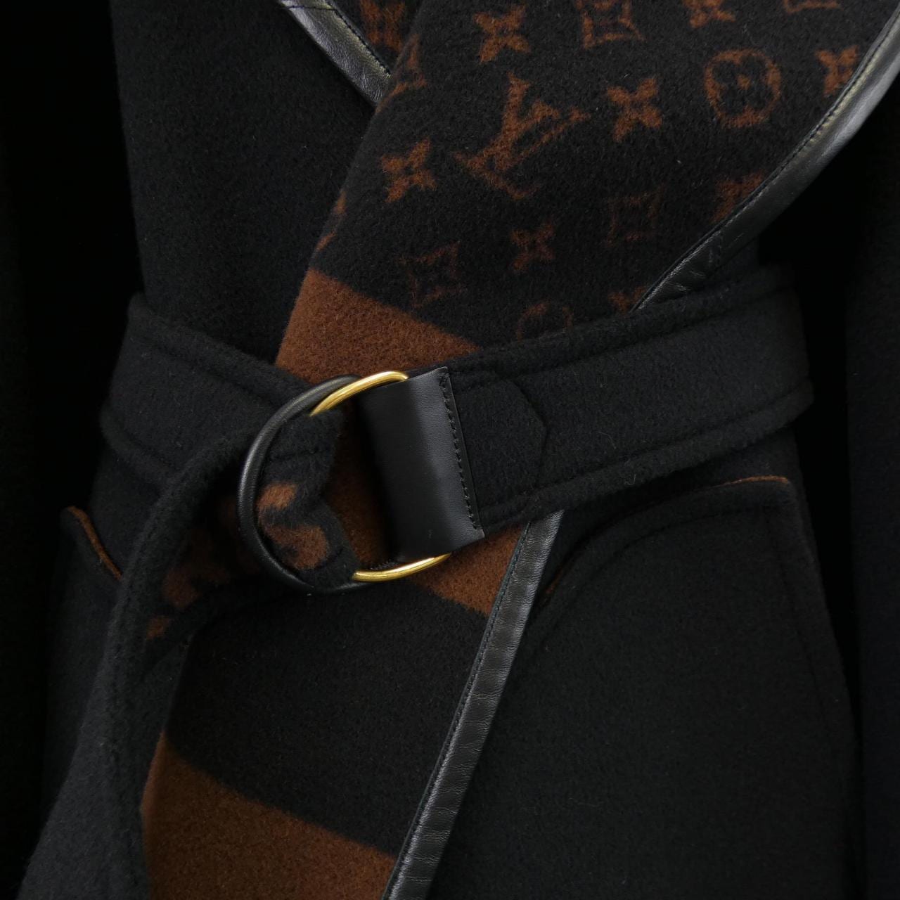 ルイヴィトン LOUIS VUITTON FJCO13YCV ケープ