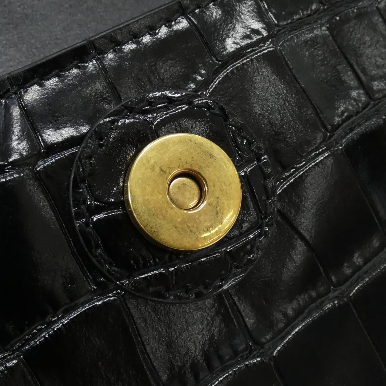 バレンシアガ 689121 2106F ショルダーバッグ