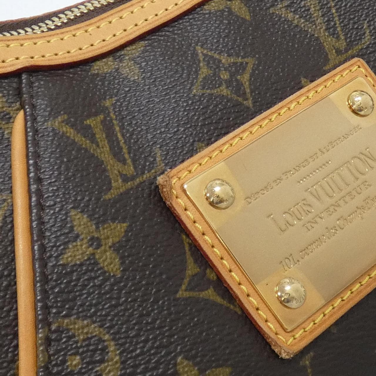 LOUIS VUITTON Monogram Thames PM M56384 Shoulder Bag