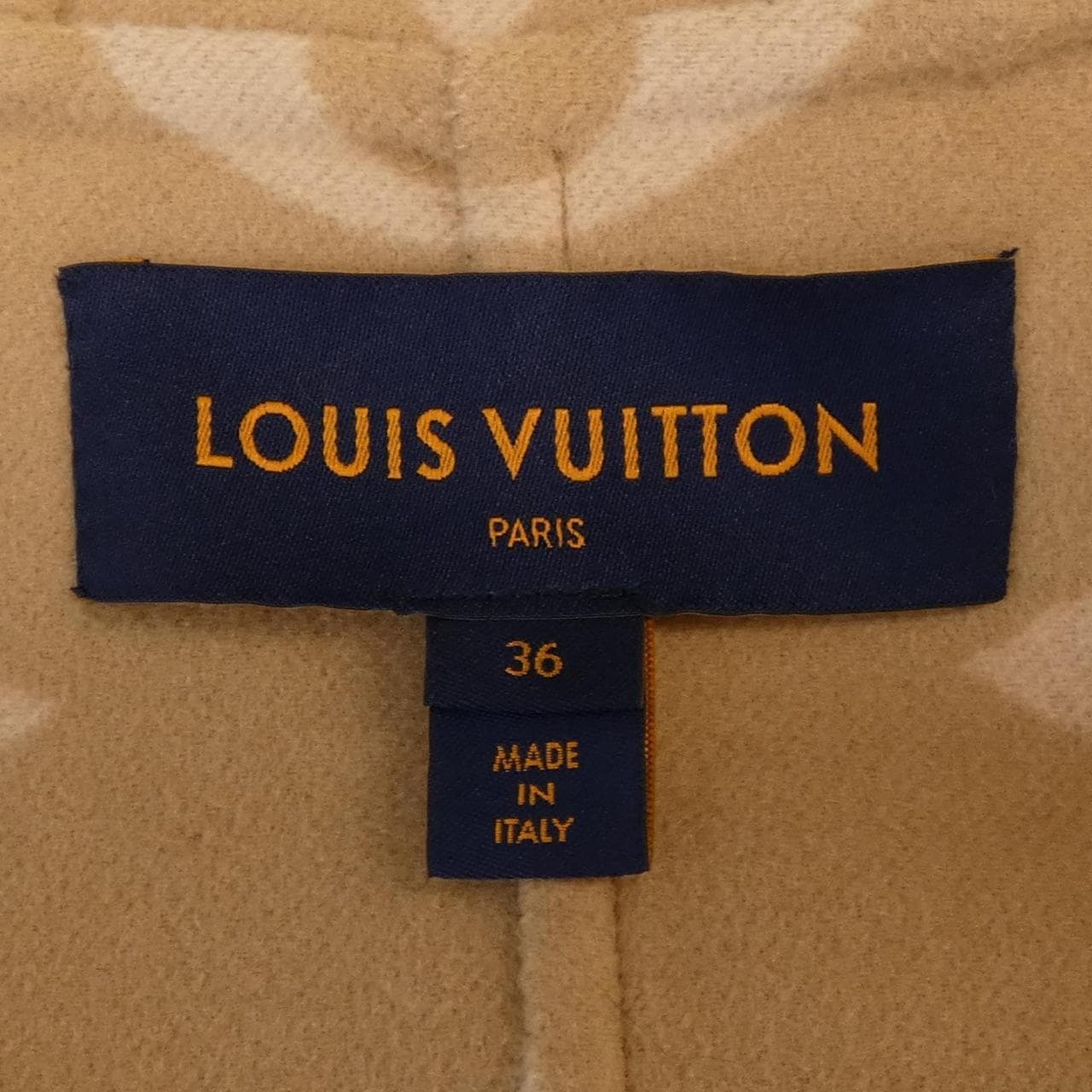 ルイヴィトン LOUIS VUITTON ベルテッドダブルフェイスフーデッドラップコート FMCO05NUV コート