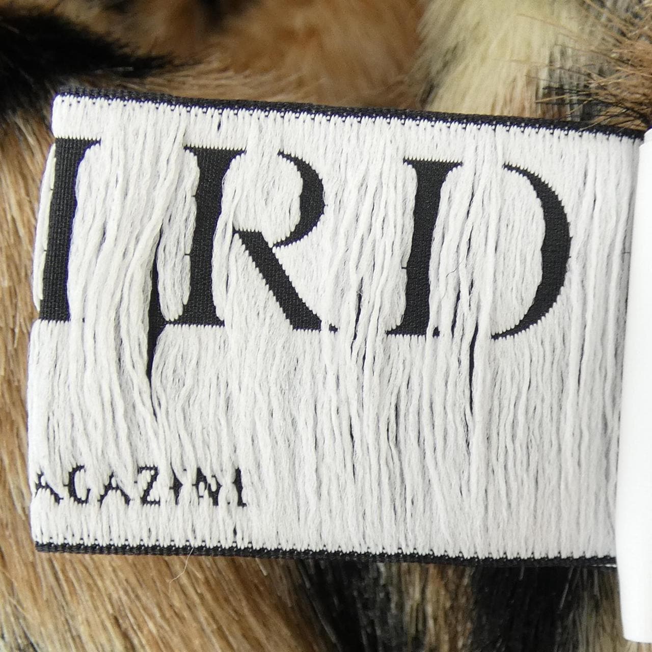 THIRD MAGAZINE A0813FC ジャケット