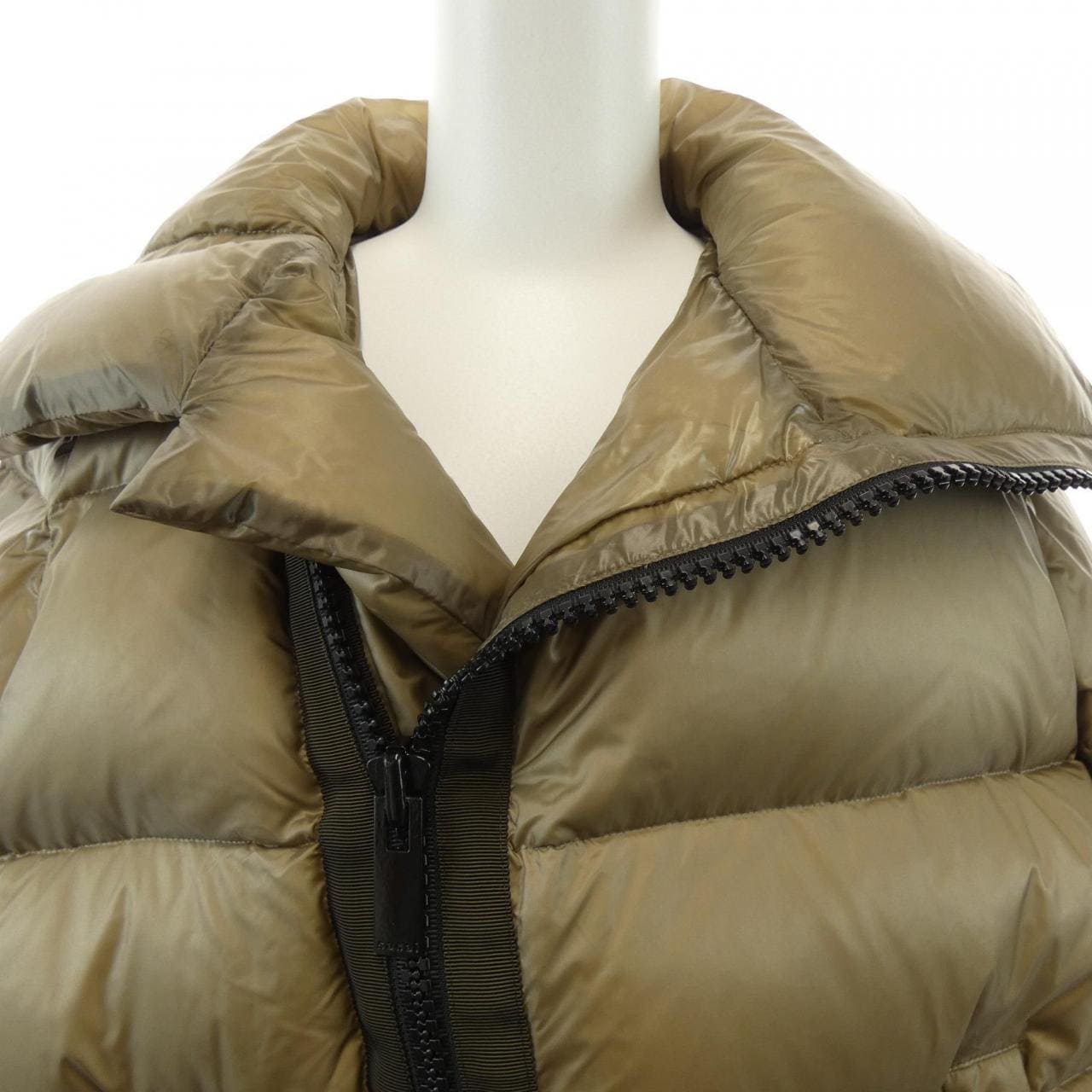 サカイ SACAI PUFFER JACKET SCW-290 ダウンジャケット
