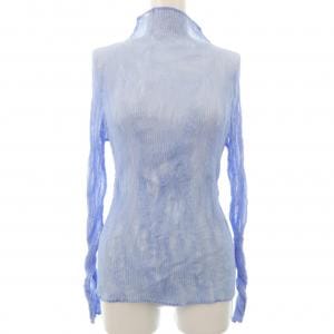 【ISSEY MIYAKE】新品！タグ付き　トップス　長袖　チュール　ホワイト KNIT STRETCH PLEATS – isseymiyake.com