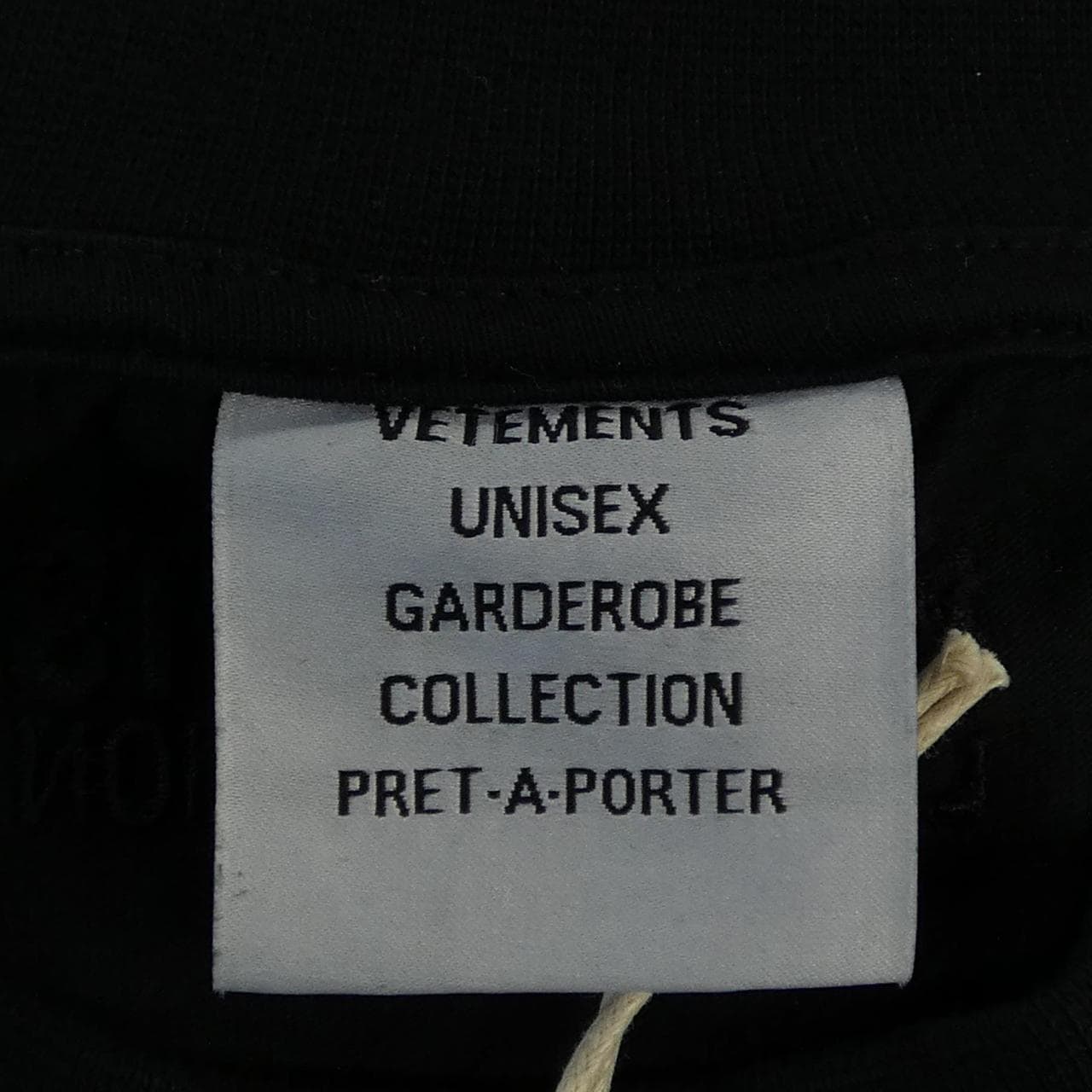 ヴェトモン VETEMENTS Tシャツ