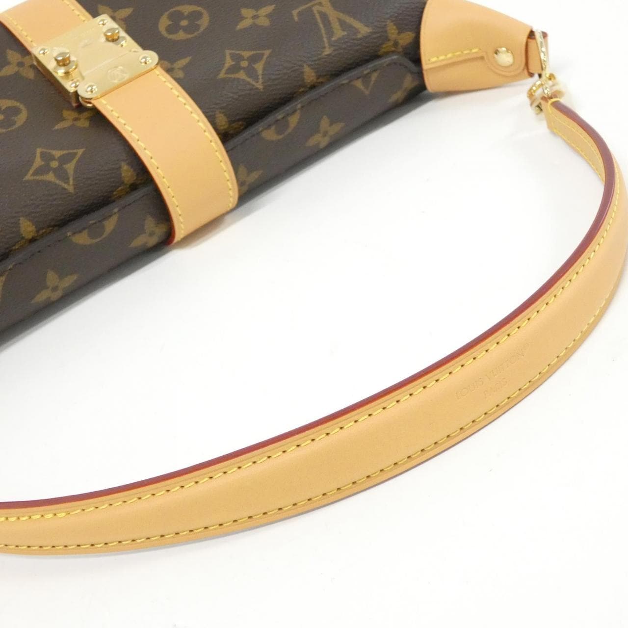LOUIS VUITTON Monogram Pochette Mia M26191 单肩包