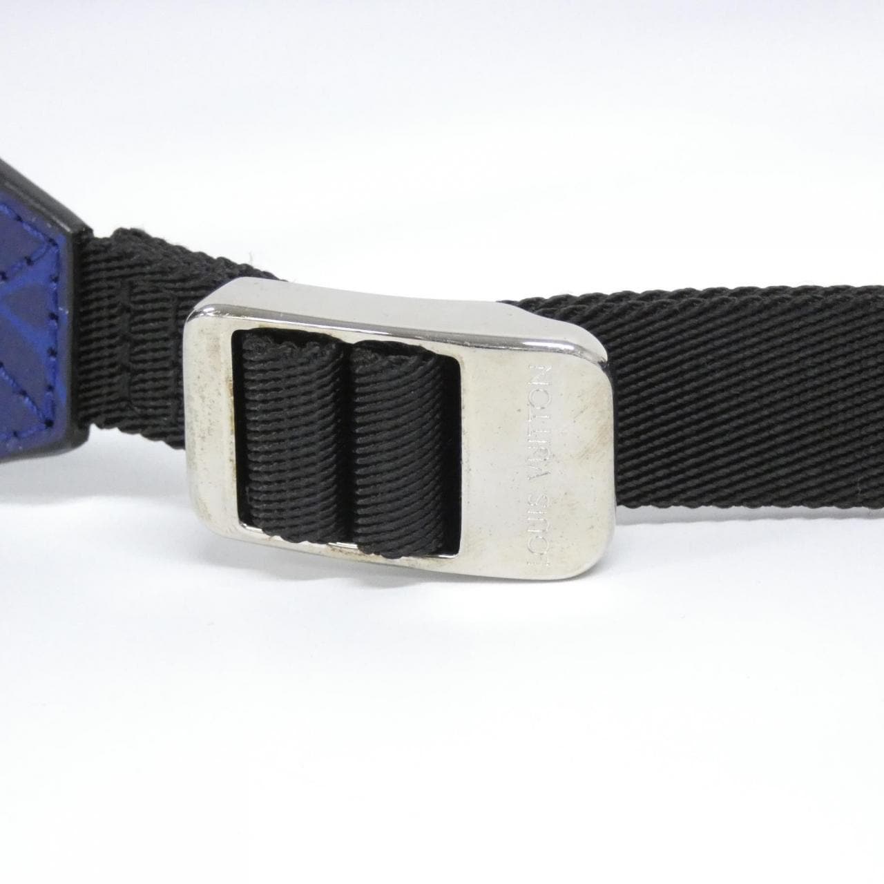 ルイヴィトン タイガ ラマ アウトドア メッセンジャー PM M30242 ショルダーバッグ