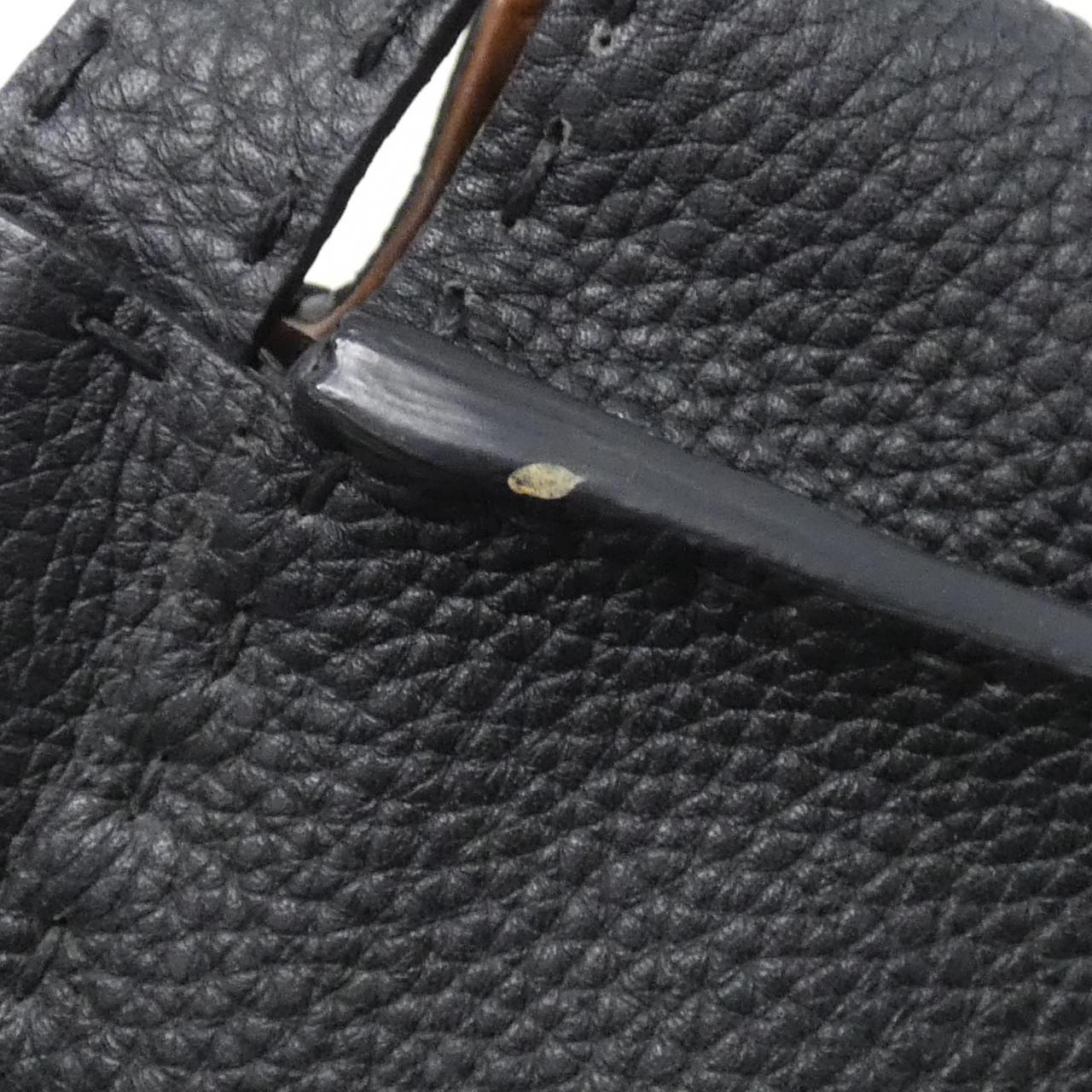 フェンディ SELLERIA ピーカブー 8BN210 Q0J バッグ