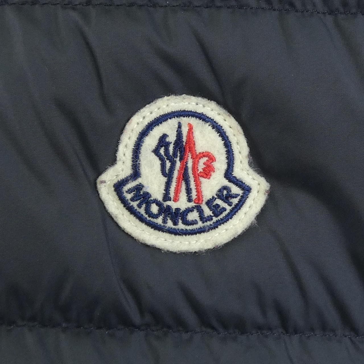 モンクレール MONCLER 10919B00007 ダウンジャケット
