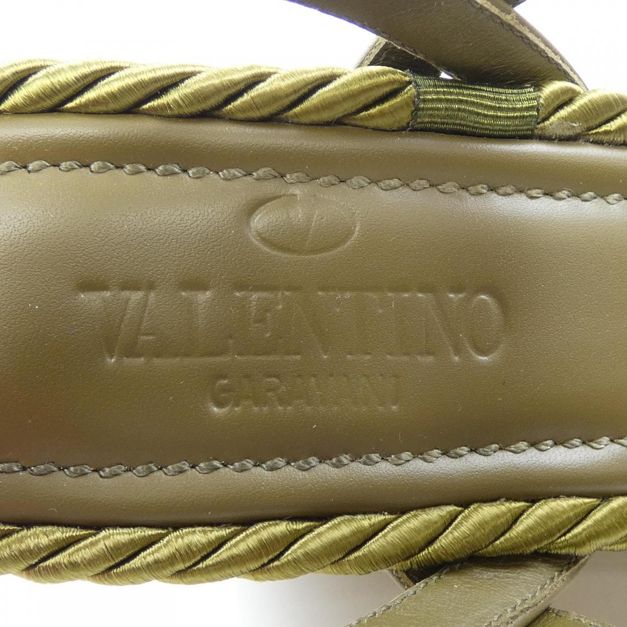ヴァレンティノガラヴァーニ VALENTINO GARAVANI UW2S0F95 サンダル