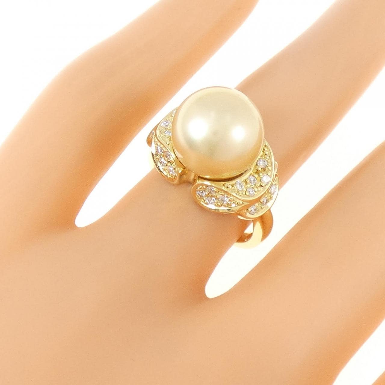 K18YG 白蝶パール リング 10.6mm