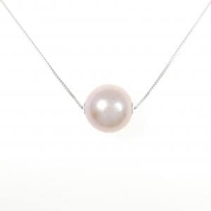 freshwater pearl necklace