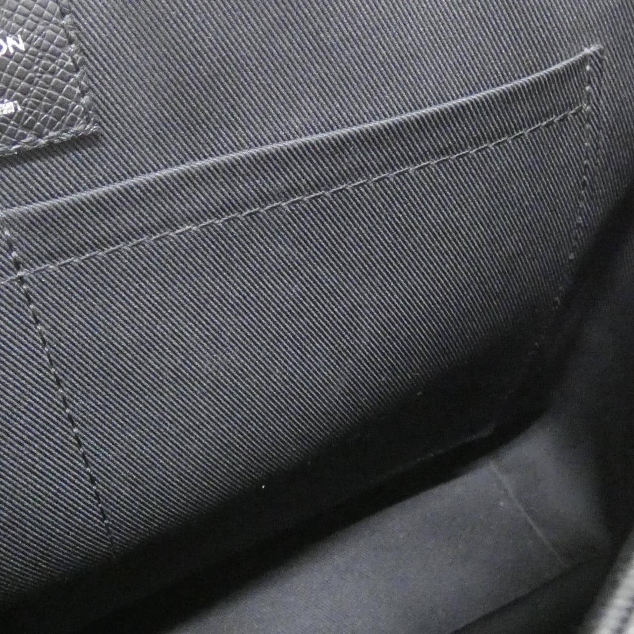 ルイヴィトン タイガ ラマ メッセンジャー M30746 ショルダーバッグ