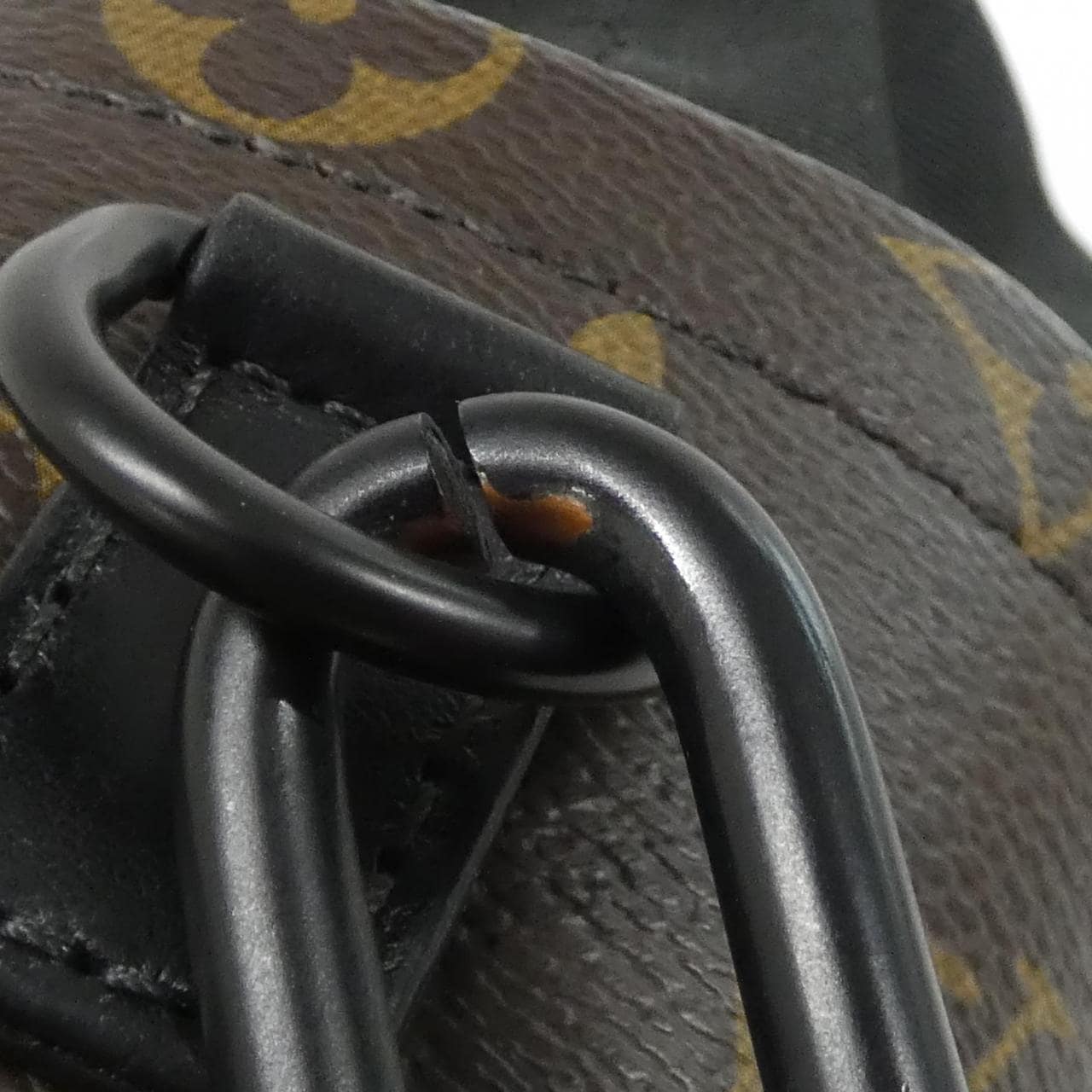 ルイヴィトン チョーク ナノバッグ ショルダーバッグ