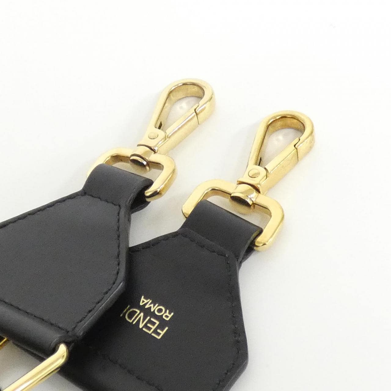 フェンディ ストラップ ユー 8AV134 ACWP ストラップ