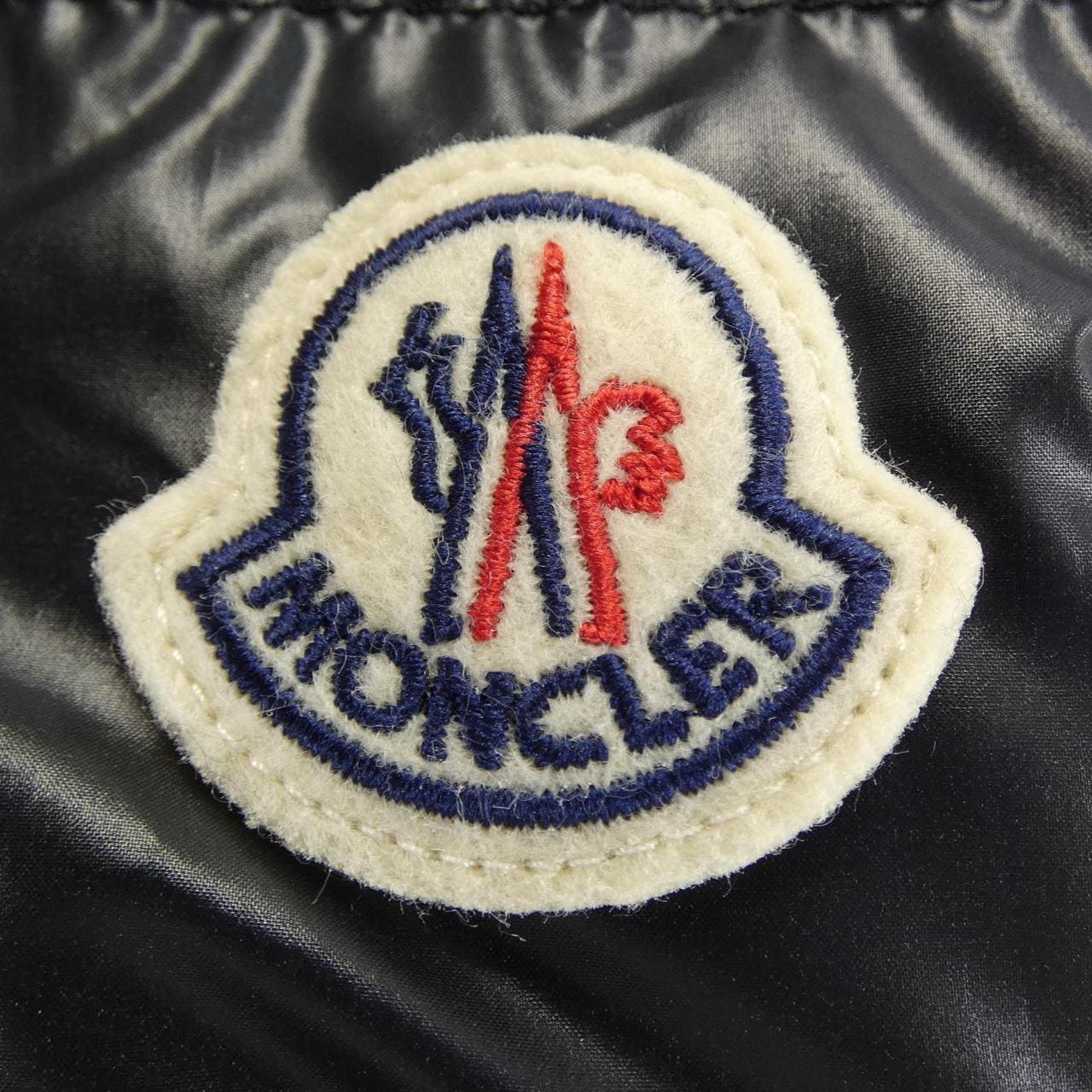 モンクレール MONCLER CORNOUR ダウンジャケット