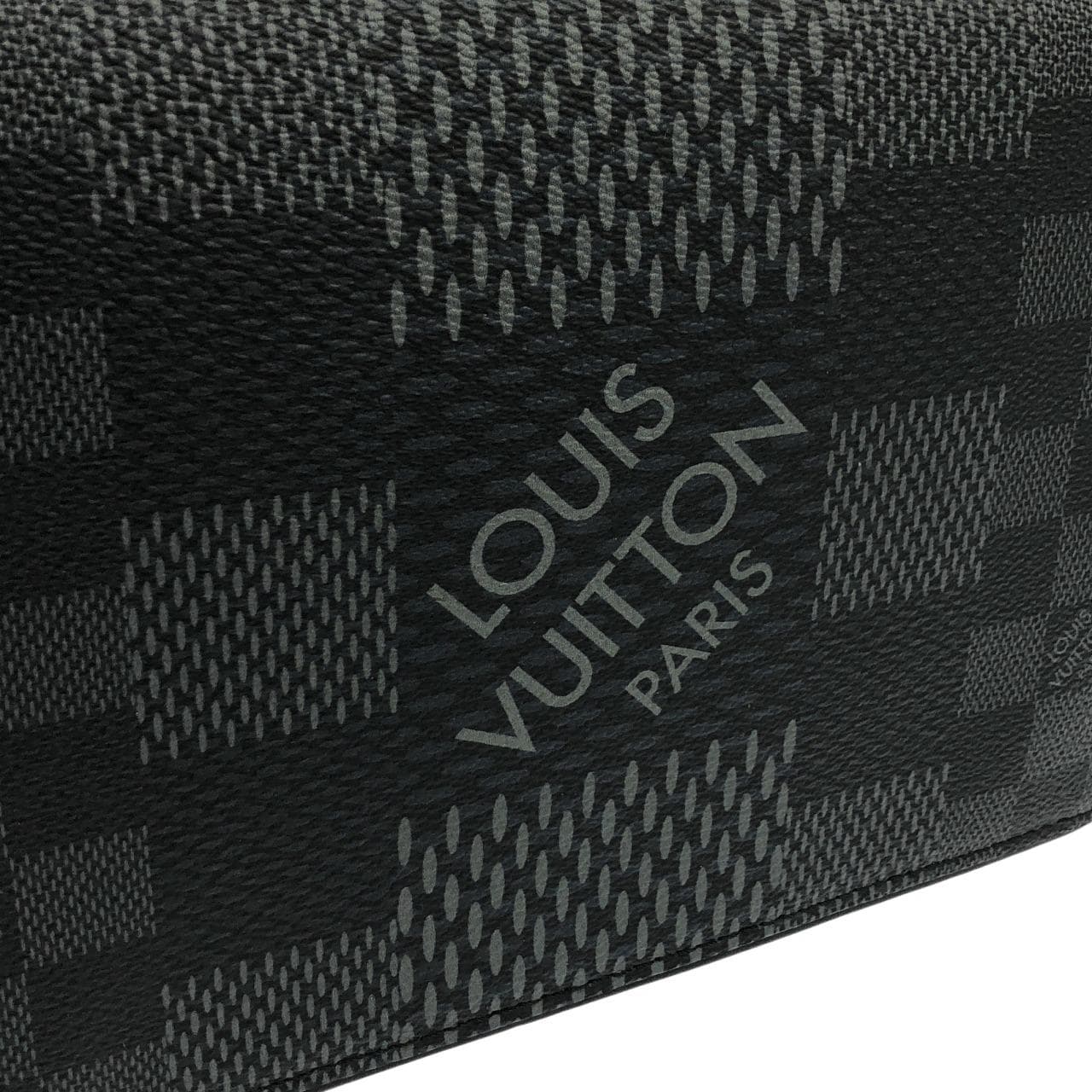 ルイヴィトン ダミエ グラフィット 3D ステュディオ メッセンジャー N50013 ショルダーバッグ